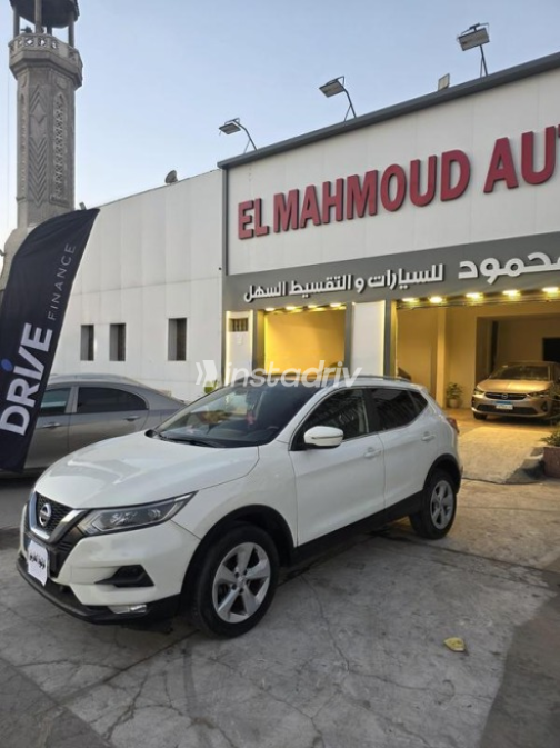 Nissan Qashqai 2020 White Automatic Used for Sale in Alexandria - 4