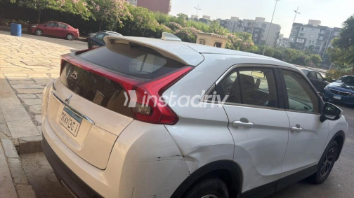 Mitsubishi Eclipse Cross 2020 White Automatic Used for Sale in Cairo - 2