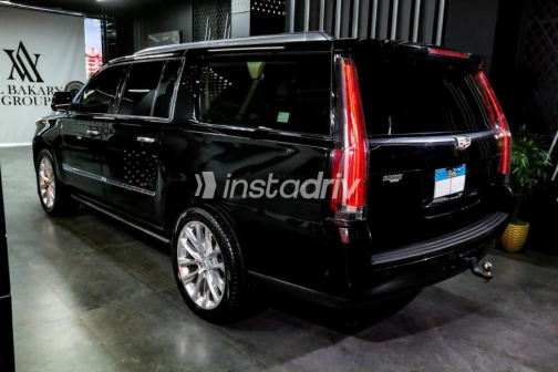 Cadillac Escalade 2017 Black Automatic Used for Sale in Madinaty - 4