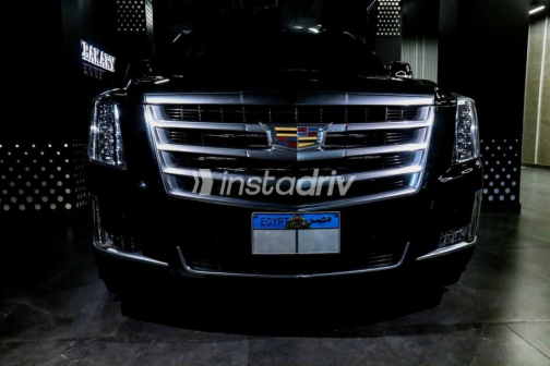 Cadillac Escalade 2017 Black Automatic Used for Sale in Madinaty - 5