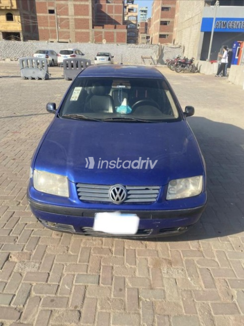 Volkswagen Bora 2000 Blue Automatic Used for Sale in Mansoura - 1