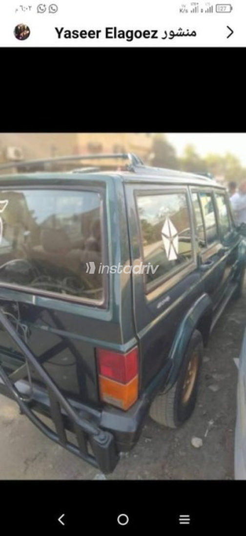 Jeep Cherokee 1996 Green Manual Used for Sale in Cairo - 4