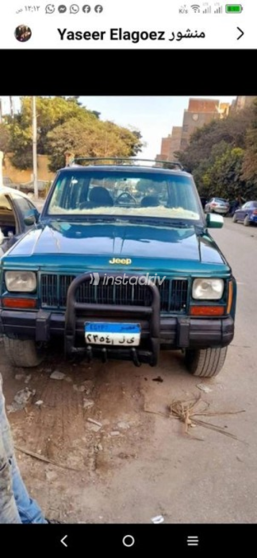 Jeep Cherokee 1996 Green Manual Used for Sale in Cairo - 7