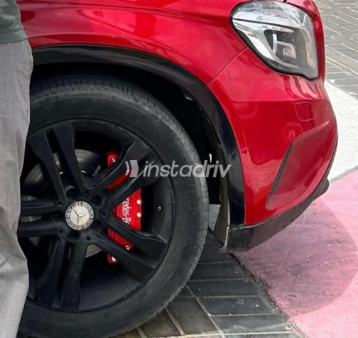 Mercedes GLA 200 2015 Red Automatic Used for Sale in Tanta - 2