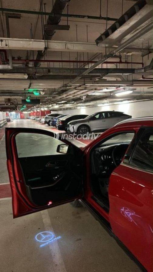 Mercedes GLA 200 2015 Red Automatic Used for Sale in Tanta - 3