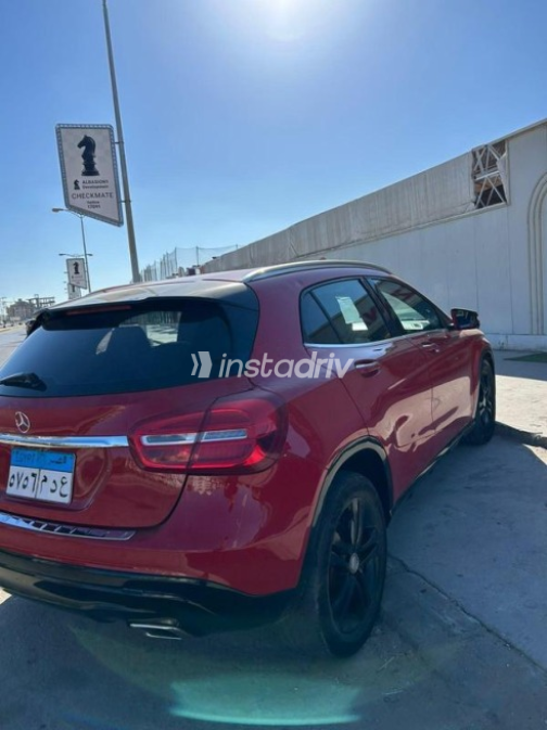 Mercedes GLA 200 2015 Red Automatic Used for Sale in Tanta - 5