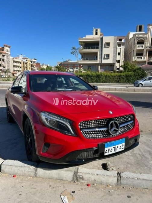 Mercedes GLA 200 2015 Red Automatic Used for Sale in Tanta - 8