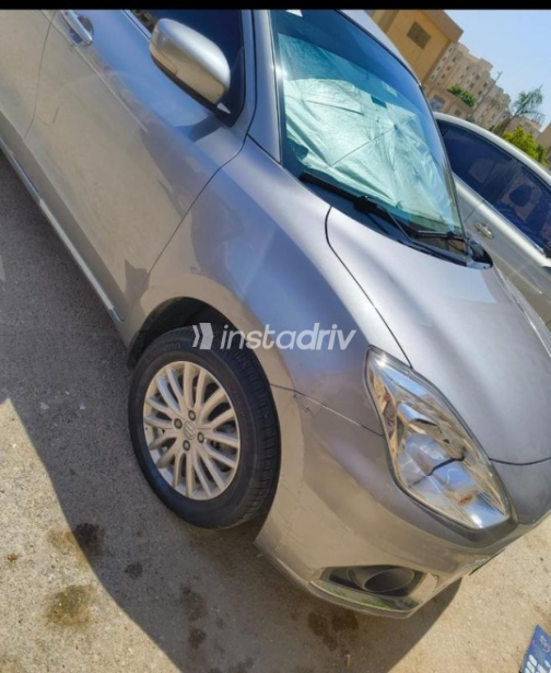 Suzuki Swift Dzire 2022 Silver Automatic Used for Sale in Cairo - 2