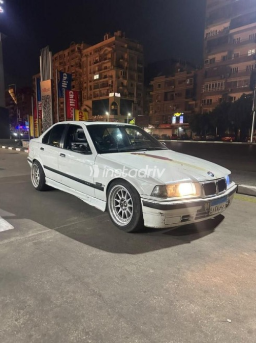 BMW 318 1994 White Manual Used for Sale in Greater Cairo ( Cairo + Giza) - 4
