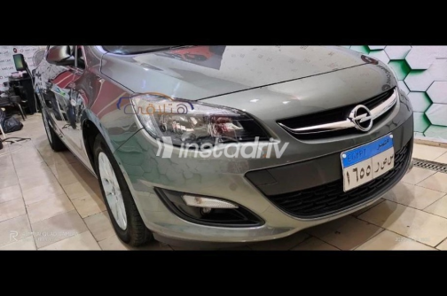 Opel Astra 2020 Dark Gray Automatic Used for Sale in Alexandria - 1