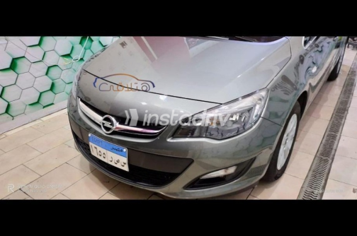Opel Astra 2020 Dark Gray Automatic Used for Sale in Alexandria - 7