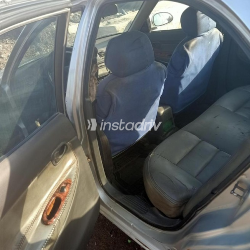 Daewoo Nubira 1 1999 Silver Automatic Used for Sale in El Mahalla - 2