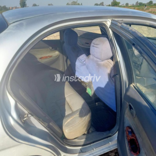 Daewoo Nubira 1 1999 Silver Automatic Used for Sale in El Mahalla - 4