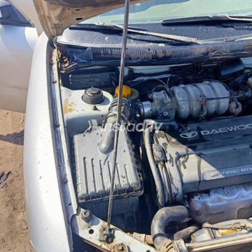 Daewoo Nubira 1 1999 Silver Automatic Used for Sale in El Mahalla - 9
