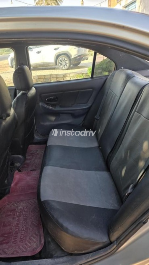 Hyundai Avante 2002 Silver Automatic Used for Sale in Giza - 5