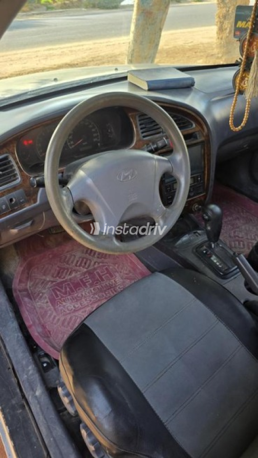 Hyundai Avante 2002 Silver Automatic Used for Sale in Giza - 8