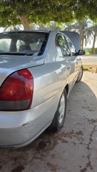 Hyundai Avante 2002 Silver Automatic Used for Sale in Giza