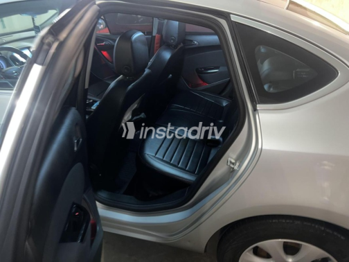 Opel Astra 2020 Silver Automatic Used for Sale in Al Shorouk - 5