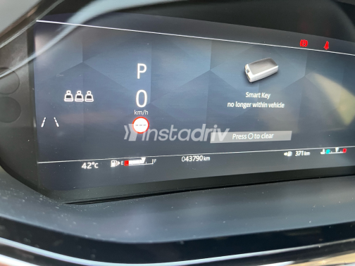 Land Rover Range Rover Evoque 2024 Black Automatic Used for Sale in Greater Cairo ( Cairo + Giza) - 5