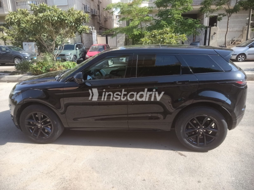 Land Rover Range Rover Evoque 2024 Black Automatic Used for Sale in Greater Cairo ( Cairo + Giza) - 9