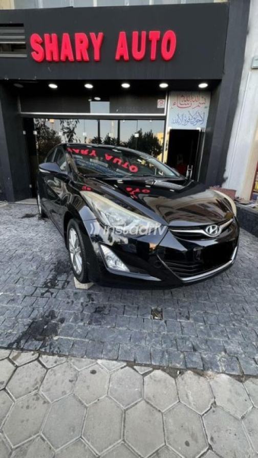 Hyundai Elantra 2016 Black Automatic Used for Sale in Sheikh Zayed City - 7