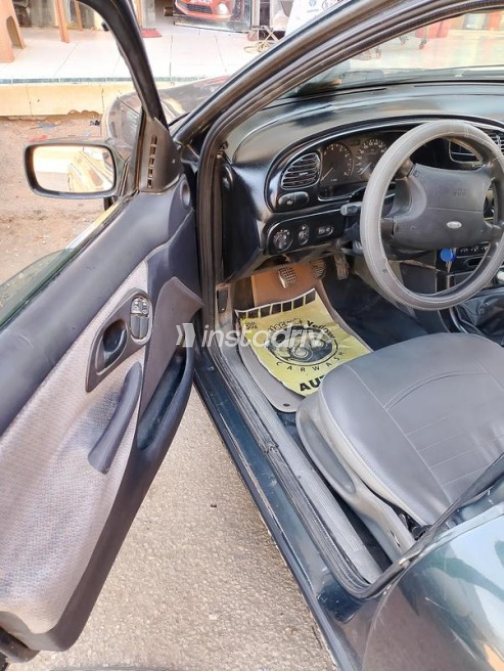 Ford Mondeo 1998 Green Manual Used for Sale in Zagazig - 9