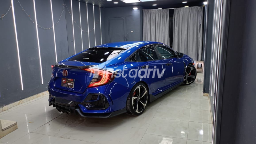Honda Civic 2019 Blue Automatic Used for Sale in Greater Cairo ( Cairo + Giza) - 1
