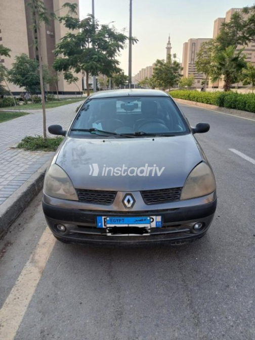 Renault Clio 2004 Petroleum Manual Used for Sale in 6 October - 1