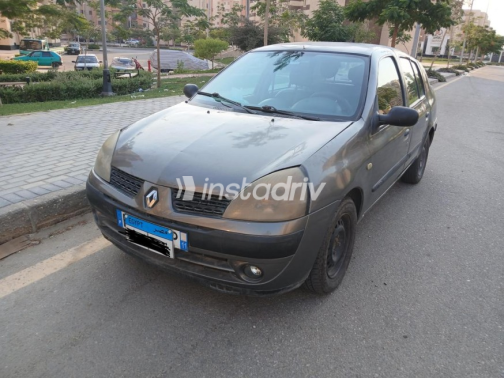 Renault Clio 2004 Petroleum Manual Used for Sale in 6 October - 7