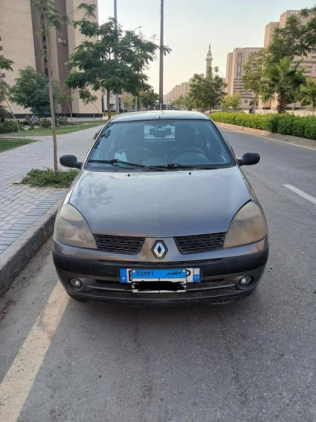 Renault Clio 2004 Petroleum Manual Used for Sale in 6 October