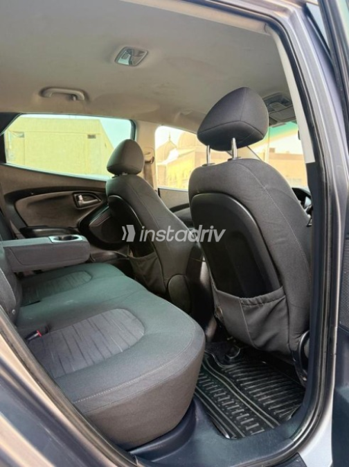 Hyundai IX 35 2015 Gray Automatic Used for Sale in Heliopolis - 10