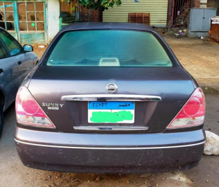 Nissan Sunny 2015 Silver Automatic Used for Sale in Cairo