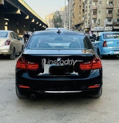 بي ام دبليو 316 2014 أسود أوتوماتيك مستعملة للبيع في القاهرة - 2