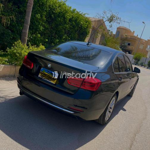 بي ام دبليو 318 2019 أسود أوتوماتيك مستعملة للبيع في القاهرة الكبرى ( القاهرة - الجيزة) - 3