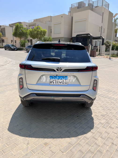 Toyota Urban Cruiser 2026 Silver Automatic Used for Sale in Greater Cairo ( Cairo + Giza) - 10