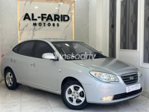 Hyundai Avante 2009 Silver Automatic Used for Sale in Greater Cairo ( Cairo + Giza) - 5