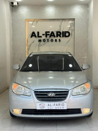 Hyundai Avante 2009 Silver Automatic Used for Sale in Greater Cairo ( Cairo + Giza)