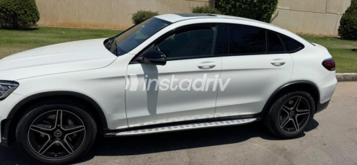 Mercedes GLC 200 2020 White Automatic Used for Sale in Madinaty - 3