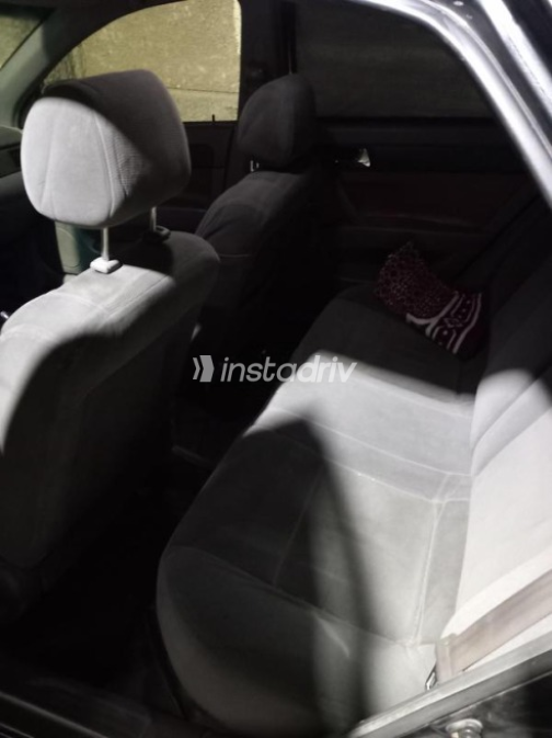 Chevrolet Optra 2006 Black Manual Used for Sale in Cairo - 6