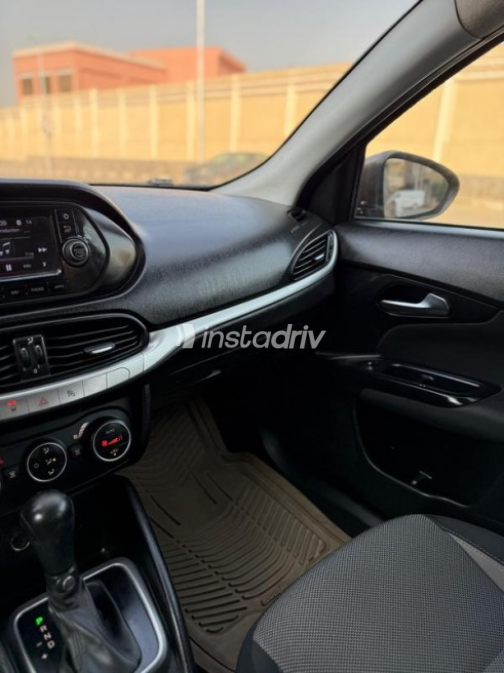 Fiat Tipo 2018 Gray Automatic Used for Sale in Heliopolis - 9