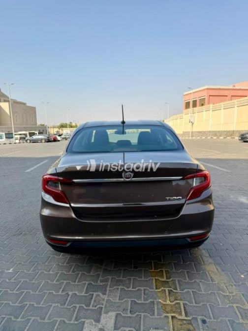 Fiat Tipo 2018 Gray Automatic Used for Sale in Heliopolis - 10