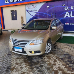 Nissan Sentra 2020 Gold Automatic Used for Sale in Cairo