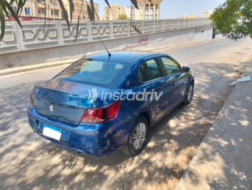 بيجو 301 2021 أزرق غامق أوتوماتيك مستعملة للبيع في مدينة نصر - 3