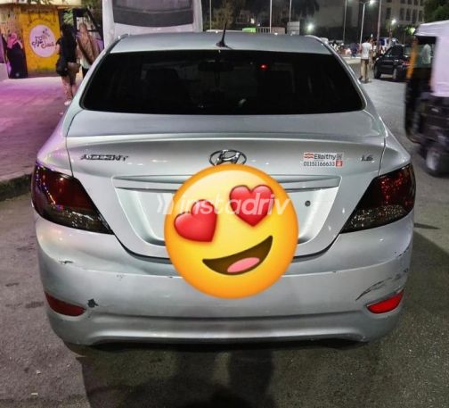 Hyundai Accent RB 2015 Silver Automatic Used for Sale in Cairo - 4