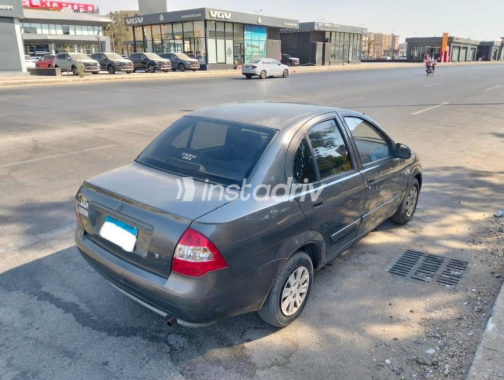 Saipa Tiba 2014 Gray Manual Used for Sale in Nasr city - 2