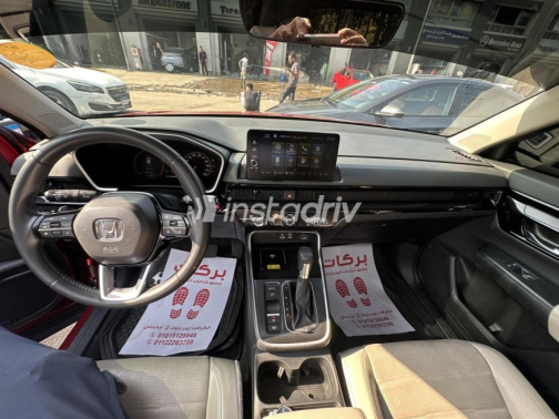 Honda CRV 2024 Dark Red Automatic Used for Sale in Madinaty - 6