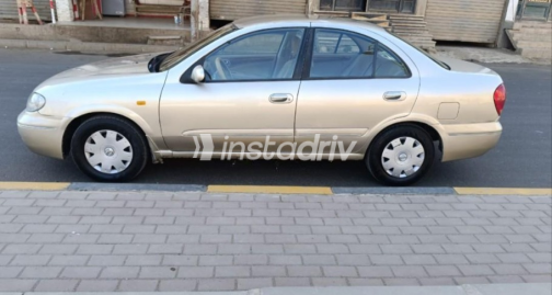 Nissan Sunny 2011 Gold Automatic Used for Sale in Ashmoun - 2