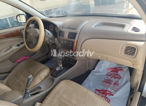 Nissan Sunny 2011 Gold Automatic Used for Sale in Ashmoun - 6