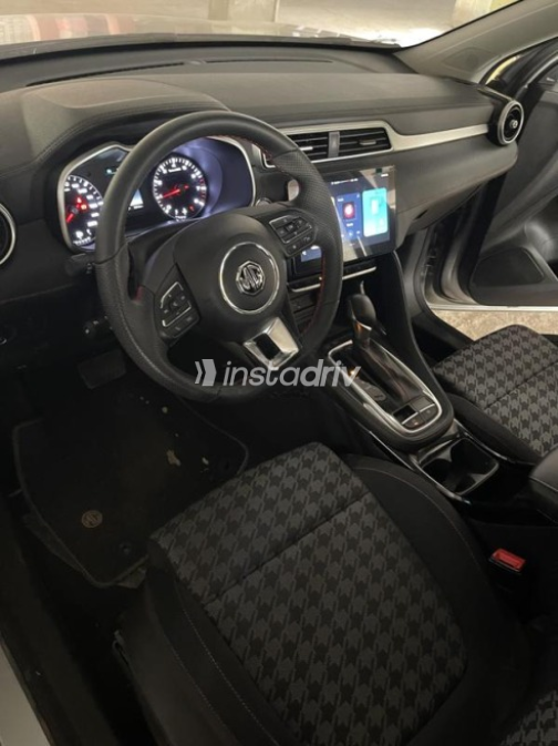 MG ZS 2025 Silver Automatic Used for Sale in Greater Cairo ( Cairo + Giza) - 9