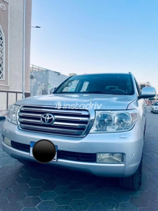 Toyota Land Cruiser 2010 Silver Automatic Used for Sale in Cairo - 7